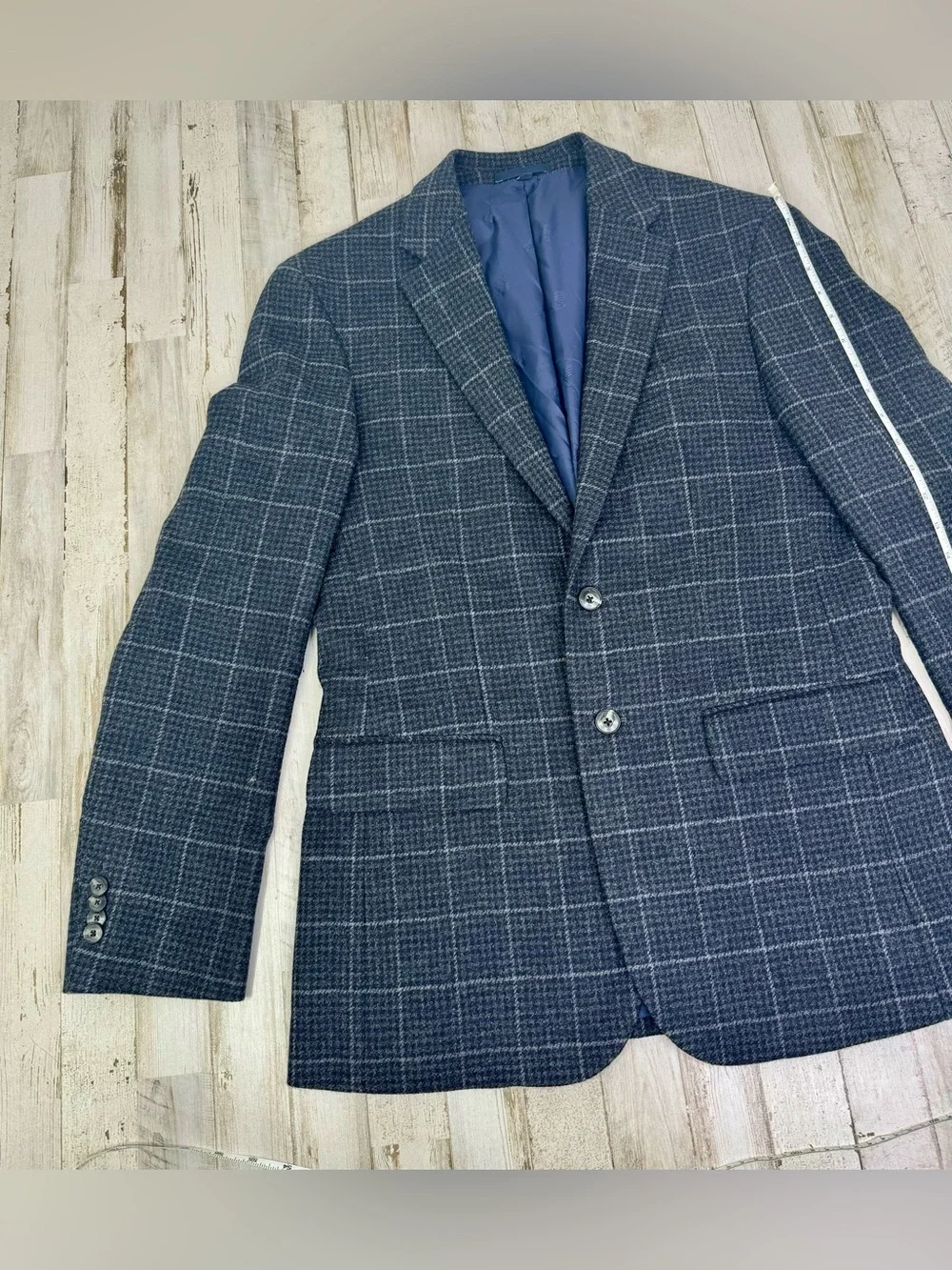 Jos A Bank 1905 Blazer Mens 38R Blue Windowpane Wool Brrr Comfort Sport Coat